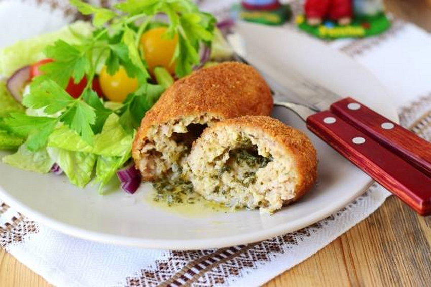 Инструкция по приготовлению котлет по-киевски из куриной грудки