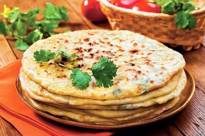 Приготовила стопку ароматных лепешек за полчаса: вкуснейшие хычины по специальному рецепту