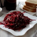 Чем хорош салат из сырой свеклы
