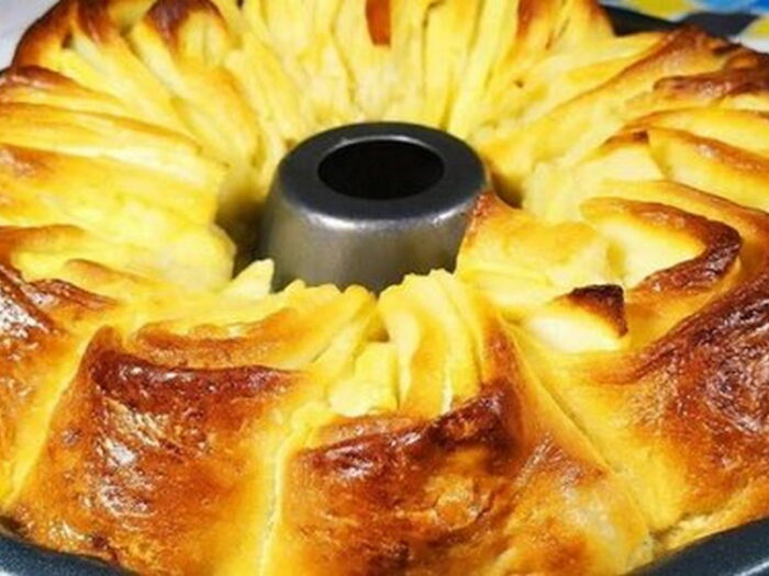 На деревенской свадьбе заполучила рецепт пирога, что будет вкуснее шарлотки