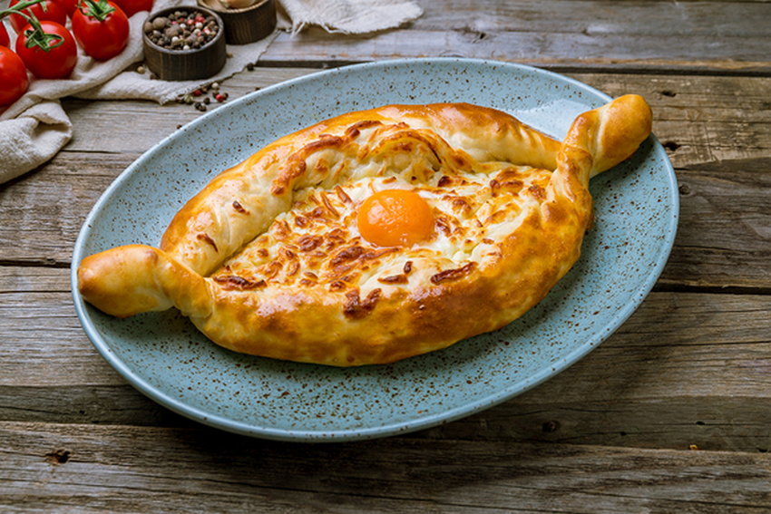 Не могу приготовить хачапури на сковороде так вкусно, как грузинская хозяйка