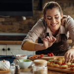 Как научиться готовить вкусно? Советы молодой хозяйке