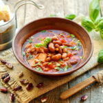 Суп из красной фасоли с мясом