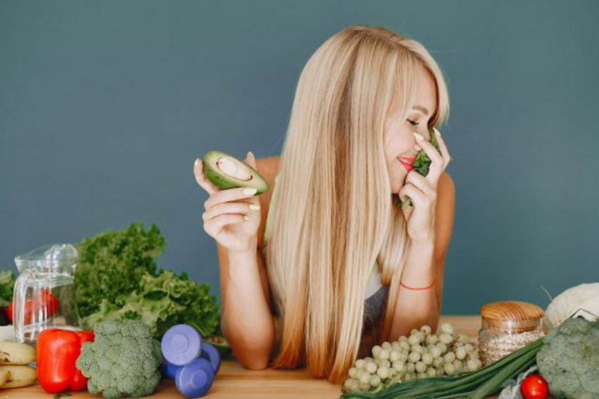 Какие продукты нужно употреблять для роста волос