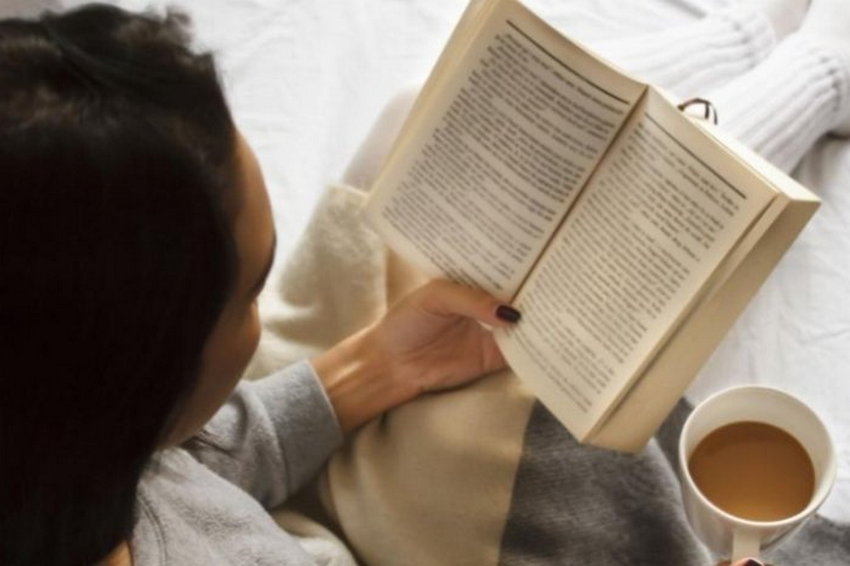 Какую книгу почитать вечером