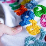 Как постирать готовую вышивку и сохранить рисунок