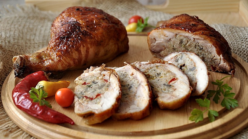Фаршированные куриные окорочка с грибами