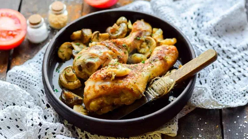 Пошаговый рецепт куриных голеней с овощами в банке