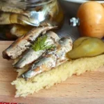 Домашние шпроты из обычной кильки: в разы дешевле и вкуснее