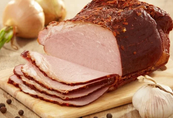 Сочная ветчина из свинины: как приготовить аппетитную закуску