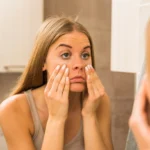 Врачи рассказали, какие болезни можно «прочесть» на лице