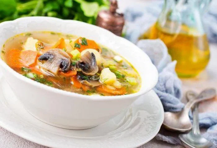 Рассольник с грибами: рецепт блюда с ярким вкусом