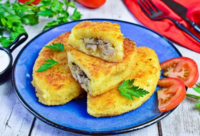 Картофельные зразы с грибами: простой рецепт